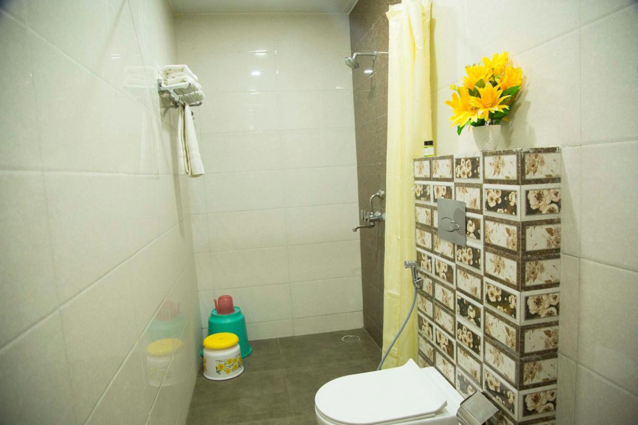 Hotel The Mewar Dabok Exterior photo