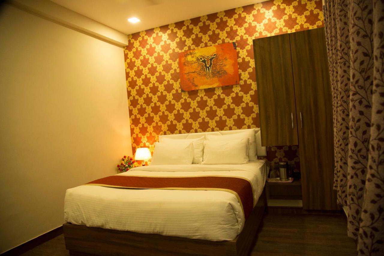Hotel The Mewar Dabok Exterior photo